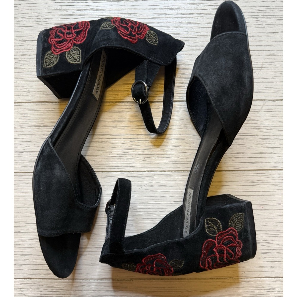 Steve Madden Women's Black Suede W Red Rose Embroidered Detail 2" Block Heel 8.5
